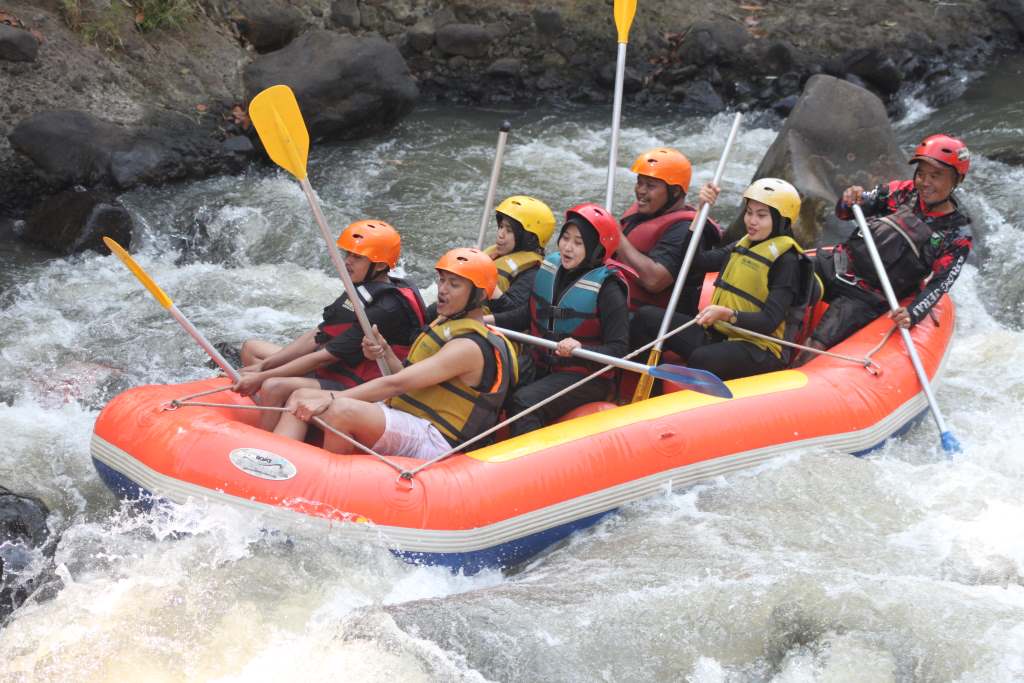 arung jeram bogor