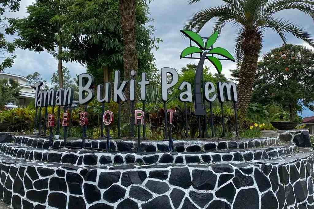 rekomendasi hotel dan penginapan dekat lokasi rafting cisadane: taman bukit palem resort pancawati bogor
