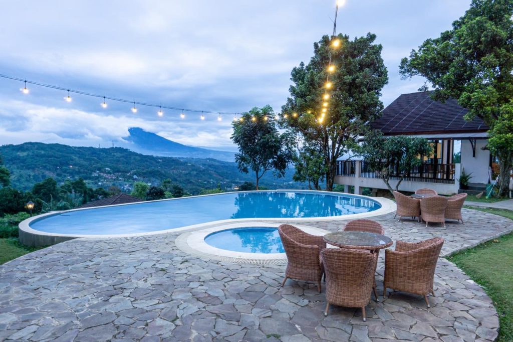 tempat outing di sentul