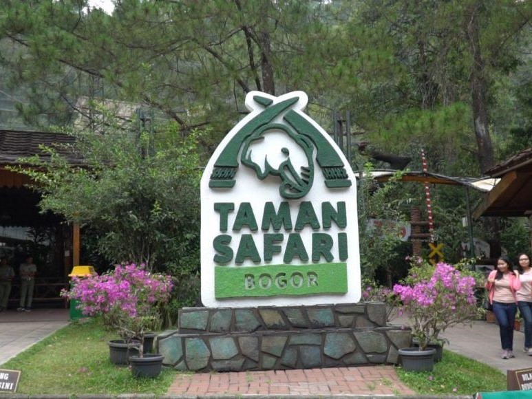 family gathering di puncak