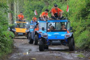 rekomendasi tempat gathering di puncak